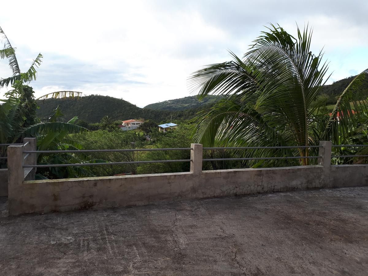 Refuge De Joel Bed & Breakfast Case-Pilote Luaran gambar