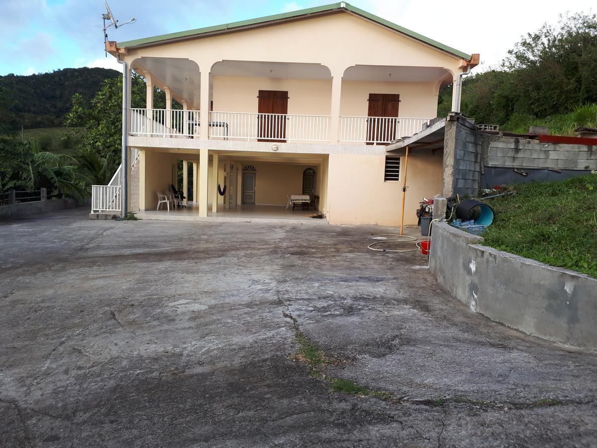 Refuge De Joel Bed & Breakfast Case-Pilote Luaran gambar